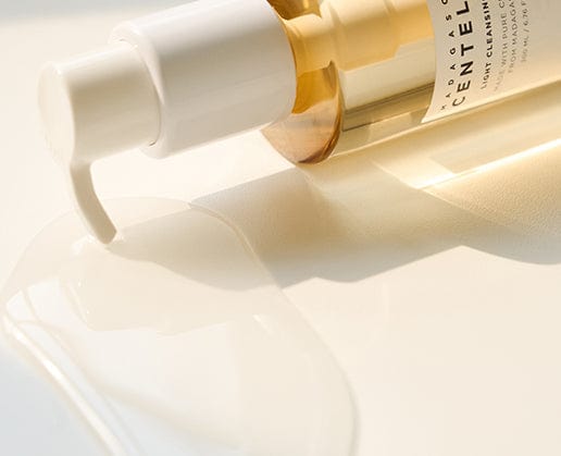 Centella Light Cleansing Oil texture